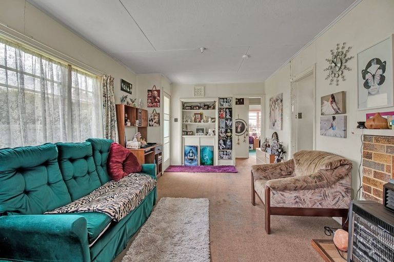 Photo of property in 12 Mary Street, Waimate, 7924