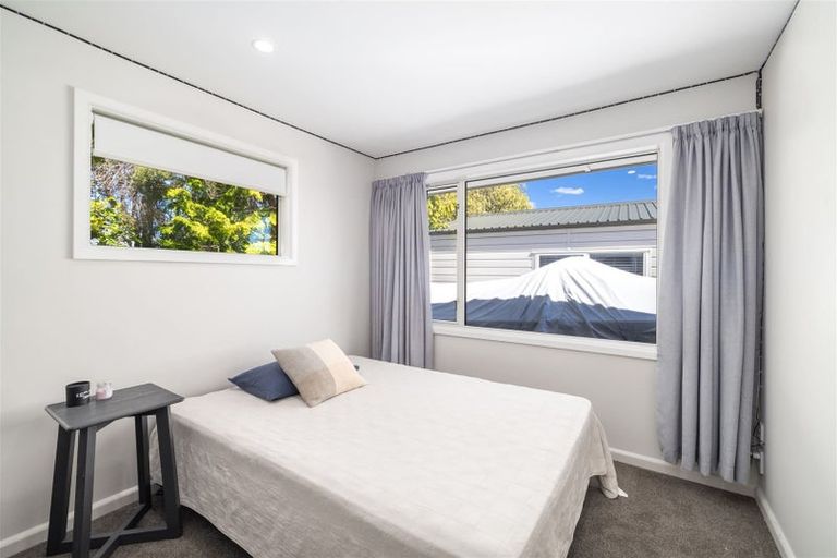 Photo of property in 16 Englefield Road, Belfast, Christchurch, 8051