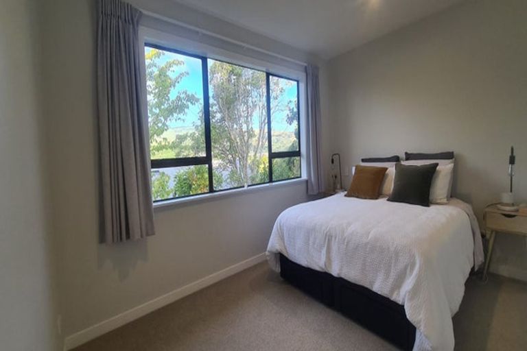 Photo of property in 64 Saint Johns Terrace, Tawa, Wellington, 5028