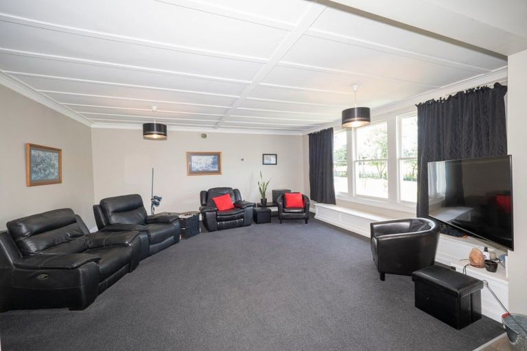 Photo of property in 2532 Lake Ferry Road, Pirinoa, Featherston, 5772