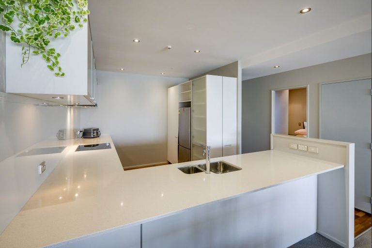 Photo of property in 502/7 Humber Street, Pandora, Napier, 4110