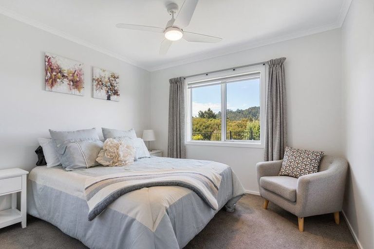 Photo of property in 17 Manatu Close, Whangamata, 3691