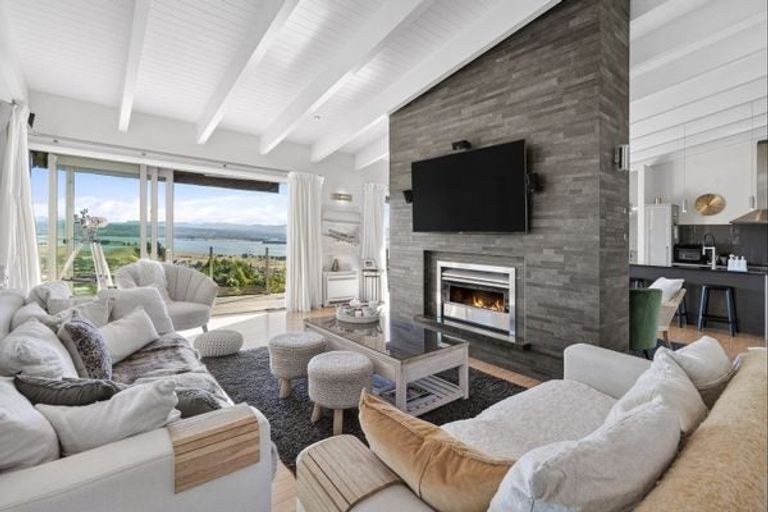 Photo of property in 28 Commodore Place, Britannia Heights, Nelson, 7010