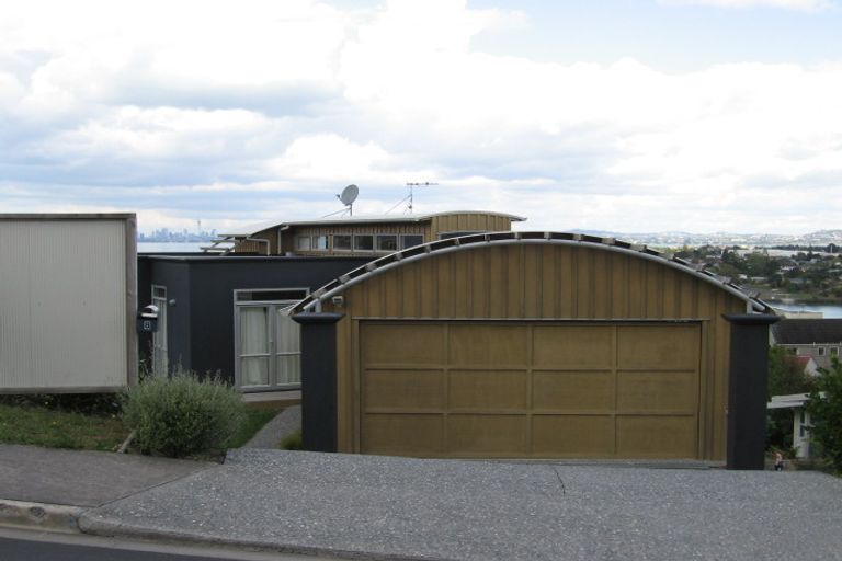 Photo of property in 8 Graceview Way, West Harbour, Auckland, 0618