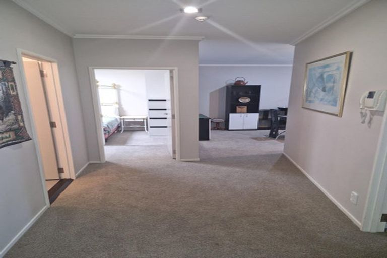 Photo of property in 2/51 Dive Crescent, Tauranga, 3110