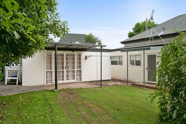 Photo of property in 138 Victoria Street, Cambridge, 3434