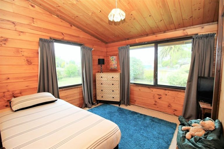 Photo of property in 3 Pollen Street, Woodville, 4920