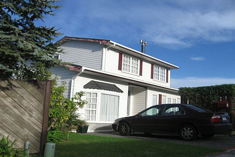 Photo of property in 64 Eskdale Road, Papakowhai, Porirua, 5024