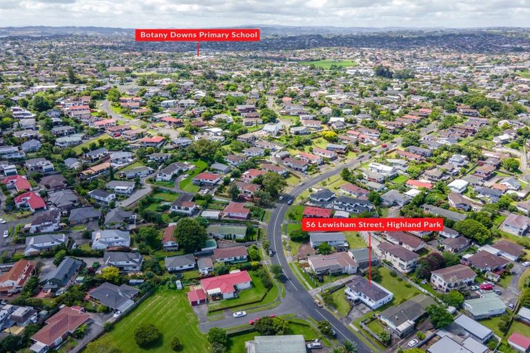 Photo of property in 56 Lewisham Street, Highland Park, Auckland, 2010