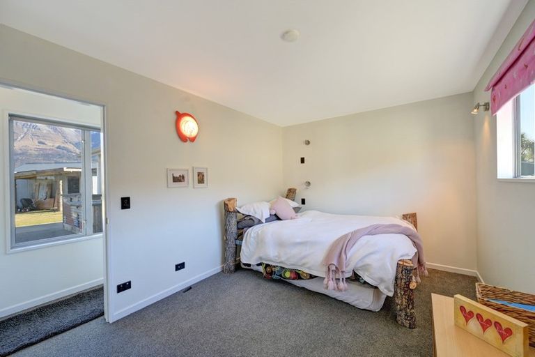 Photo of property in 8 Invincible Drive, Glenorchy, 9372