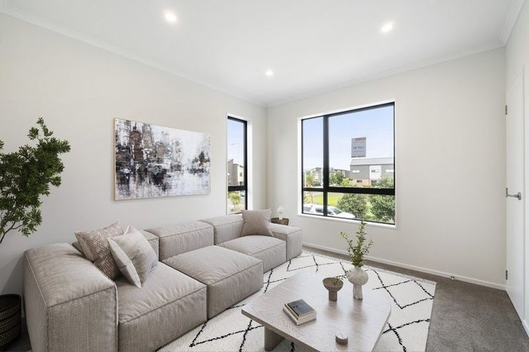 Photo of property in 26 Waka Moana Drive, Hobsonville, 0616