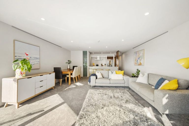 Photo of property in Piermont Apartments, 4c/82 Cable Street, Te Aro, Wellington, 6011