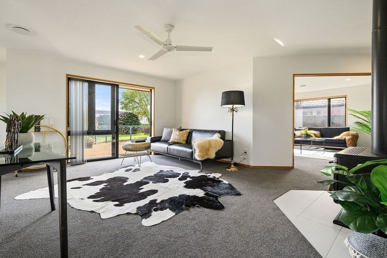 Photo of property in 83 Rolleston Drive, Rolleston, 7614