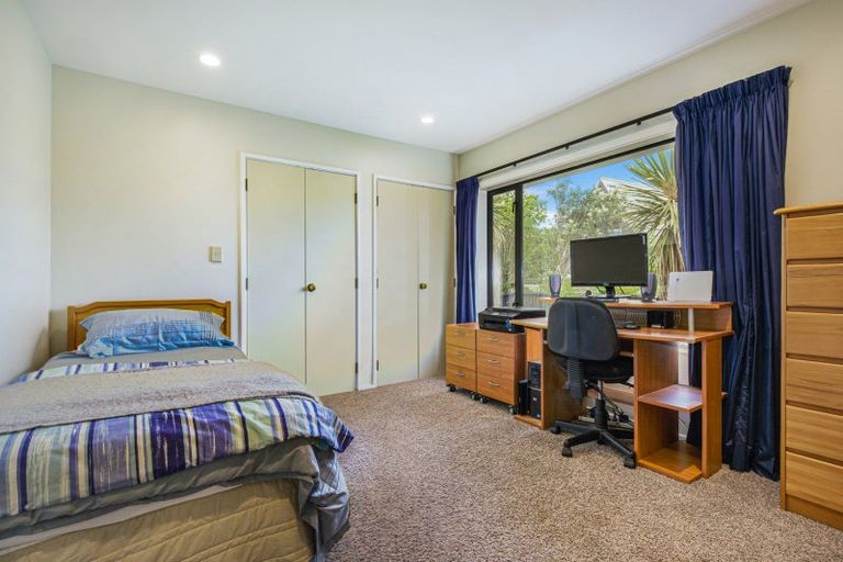 Photo of property in 13 Frances Street, Waikanae Beach, Waikanae, 5036