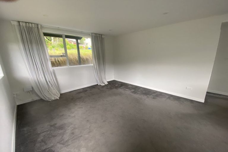Photo of property in 19 Zande Terrace, Tawa, Wellington, 5028