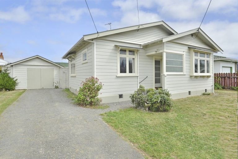 Photo of property in 14 Elizabeth Street, Masterton, 5810