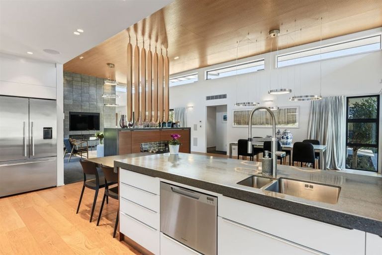 Photo of property in 21 Taunton Green, Papanui, Christchurch, 8052