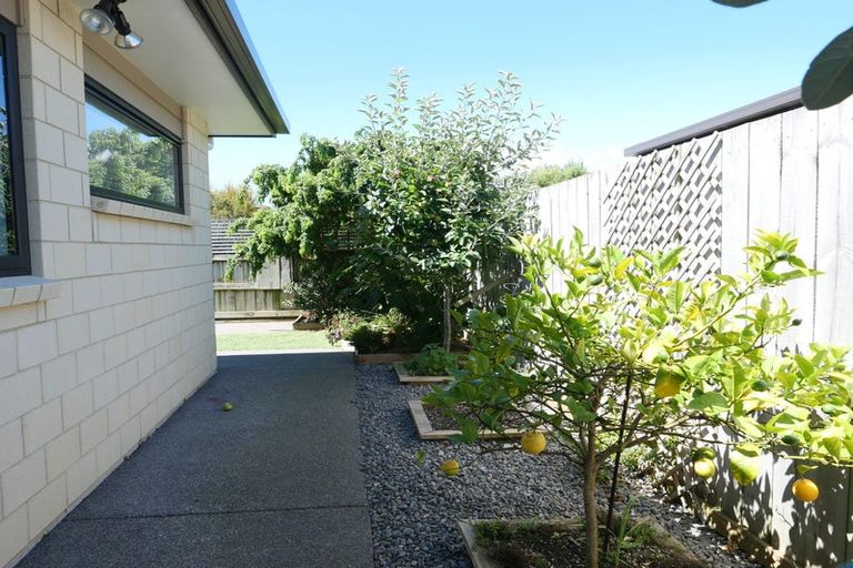 Photo of property in Georgia Estate, 24/3 Georgia Grove, Paraparaumu, 5032