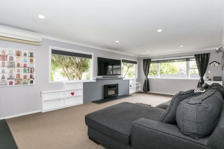 Photo of property in 11 Balliol Avenue, Pirimai, Napier, 4112