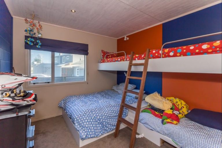 Photo of property in 5 Koputara Road, Himatangi Beach, Foxton, 4891