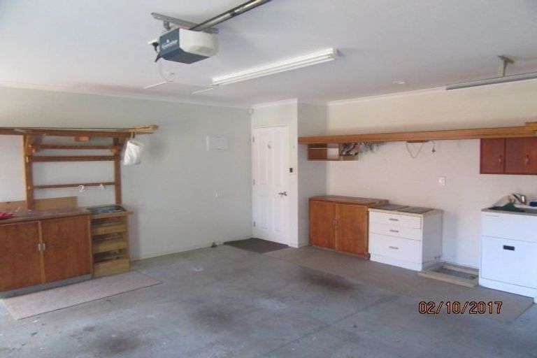 Photo of property in 24 Evergreen Crescent, Trentham, Upper Hutt, 5018