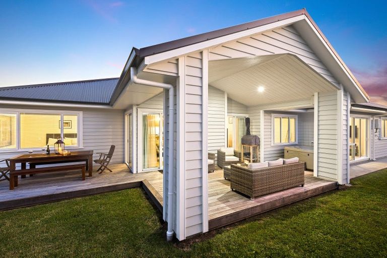 Photo of property in 68a Matakana Valley Road, Matakana, 0985