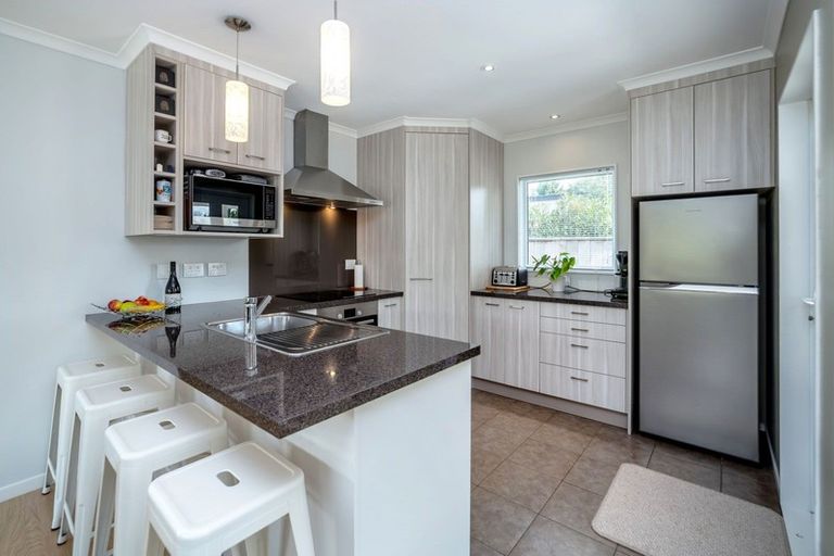 Photo of property in 28a Cotter Street, Greytown, 5712