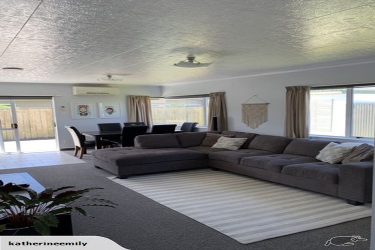 Photo of property in 63a King Street, Taradale, Napier, 4112