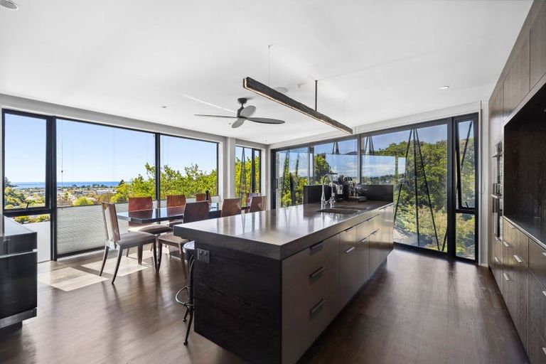 Photo of property in 228 Collingwood Street, Nelson South, Nelson, 7010