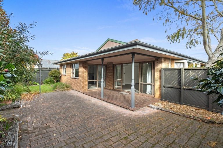 Photo of property in 2/30 Naseby Street, Merivale, Christchurch, 8014