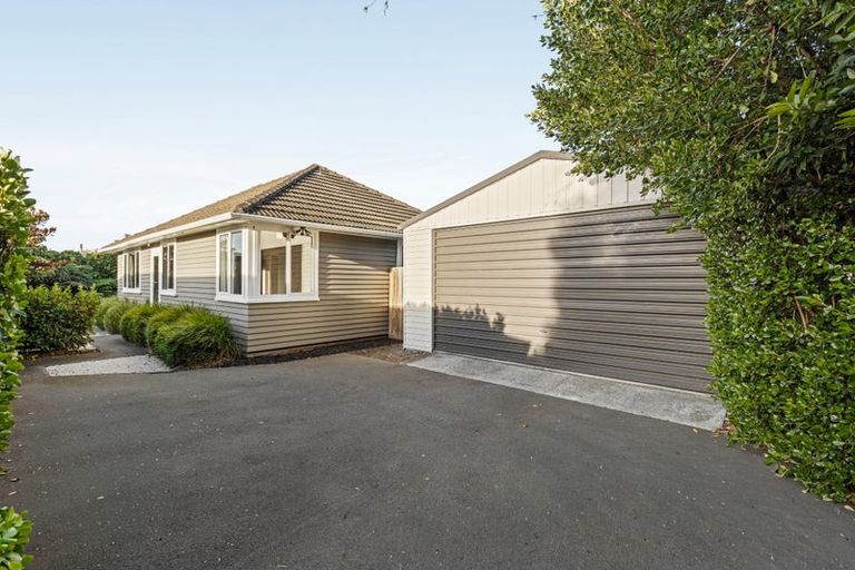 Photo of property in 302b Wainoni Road, Avondale, Christchurch, 8061