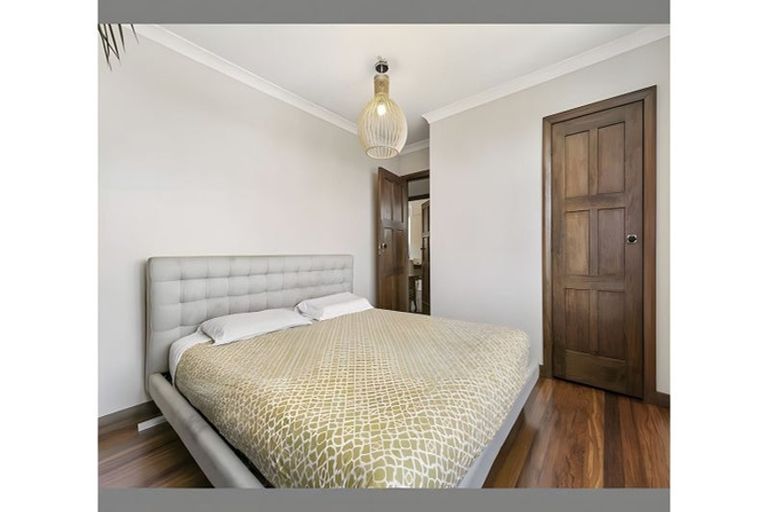 Photo of property in 66a Don Buck Road, Massey, Auckland, 0614