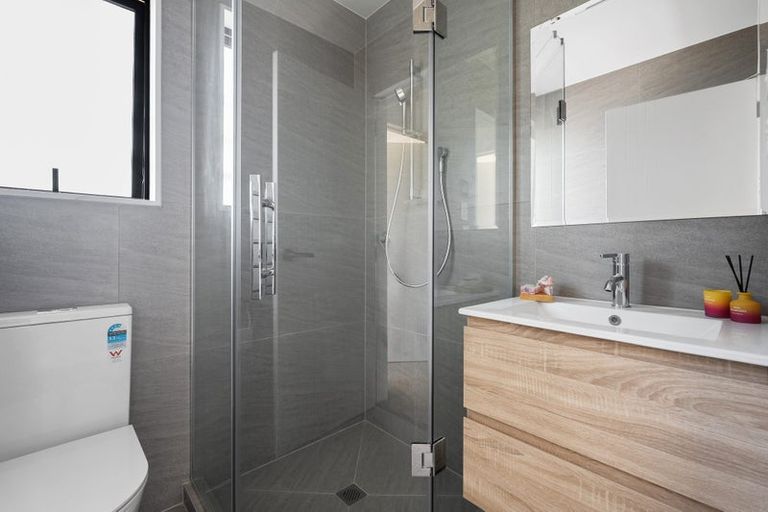 Photo of property in 11/20 Seabrook Avenue, New Lynn, Auckland, 0600