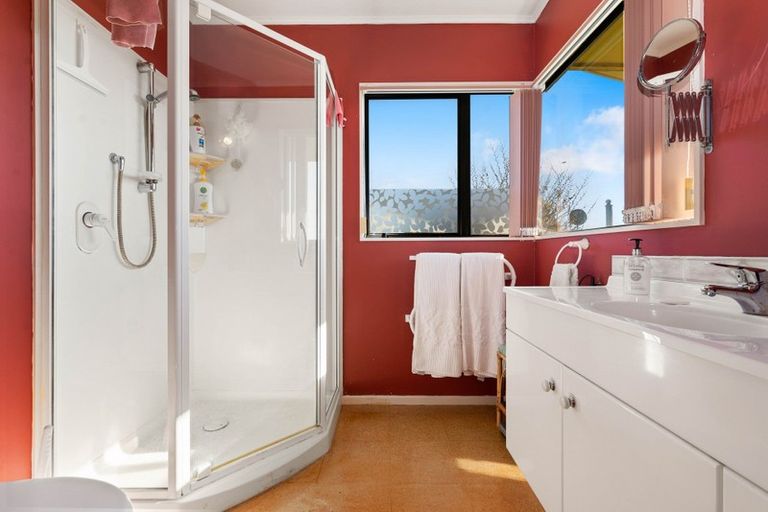 Photo of property in 3 Kerswell Terrace, Tihiotonga, Rotorua, 3015