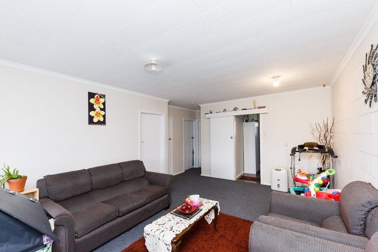 Photo of property in 6-7 Russell Street, Feilding, 4702