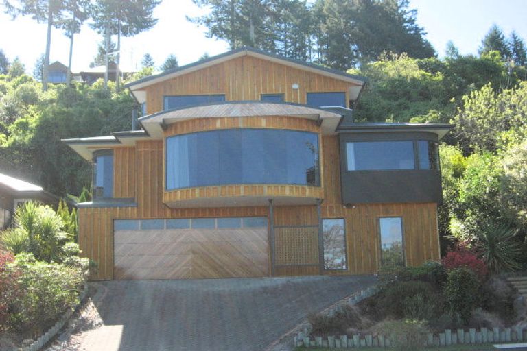 Photo of property in 82 Wakeman Road, Acacia Bay, Taupo, 3330