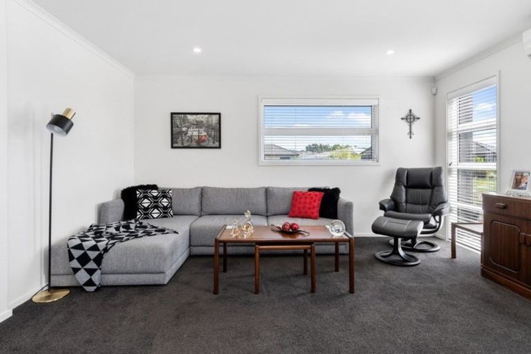 Photo of property in 17 Blanche Road, Papamoa Beach, Papamoa, 3118