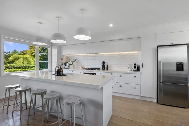 Photo of property in 40 Budleigh Street, Frankleigh Park, New Plymouth, 4310