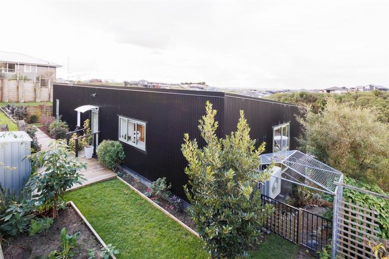 Photo of property in 121 Cashmere Drive, Fitzherbert, Palmerston North, 4410