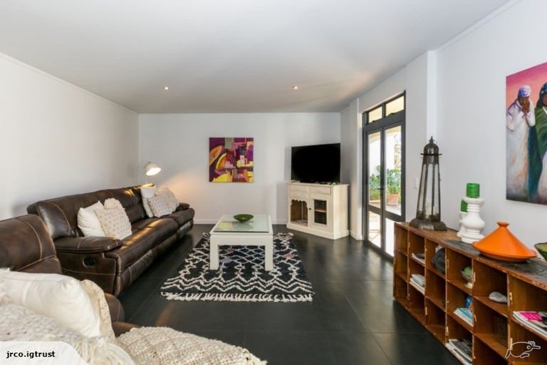 Photo of property in 55a Lucknow Road, Havelock North, 4130