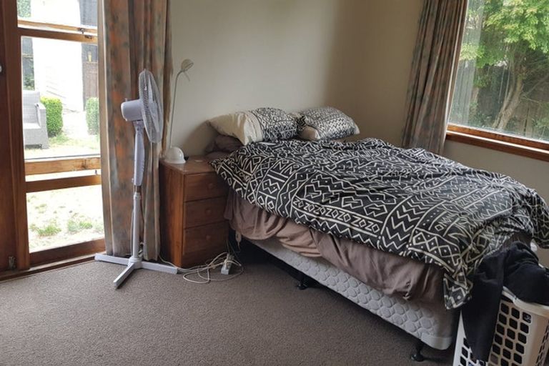 Photo of property in 3 Seagrave Place, Ilam, Christchurch, 8041