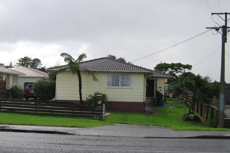 Photo of property in 128 Universal Drive, Henderson, Auckland, 0610
