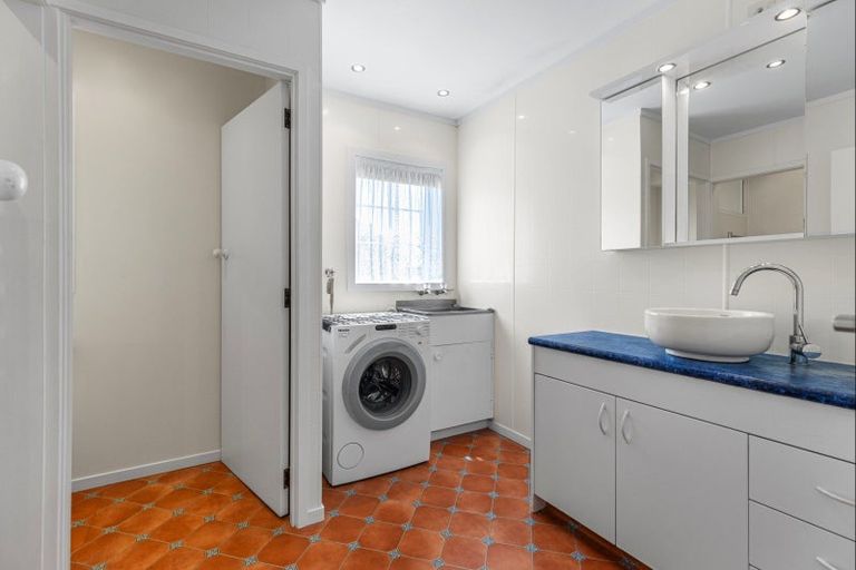 Photo of property in 1 Matua Road, Matua, Tauranga, 3110