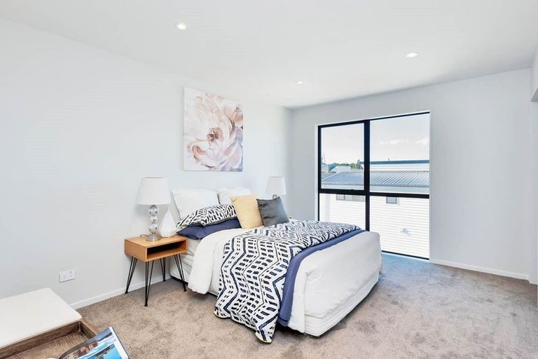 Photo of property in 19 Herekino Street, Westgate, Auckland, 0814