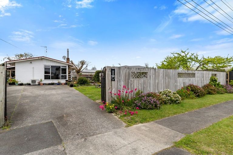 Photo of property in 9 Mahana Road, St Andrews, Hamilton, 3200