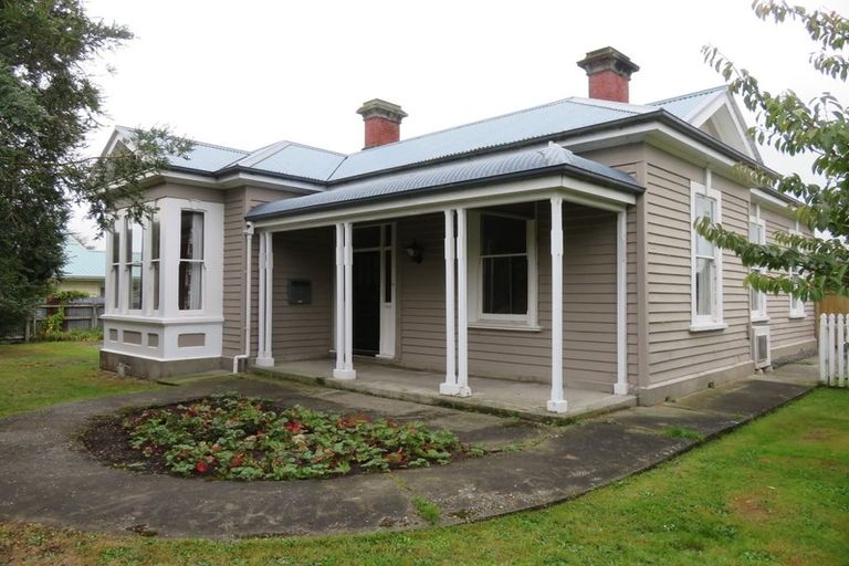 Photo of property in 36 Railway Esplanade, East Gore, Gore, 9710