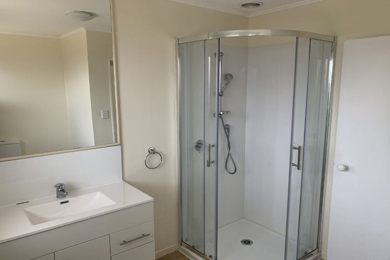 Photo of property in 66 Dominica Crescent, Grenada Village, Wellington, 6037