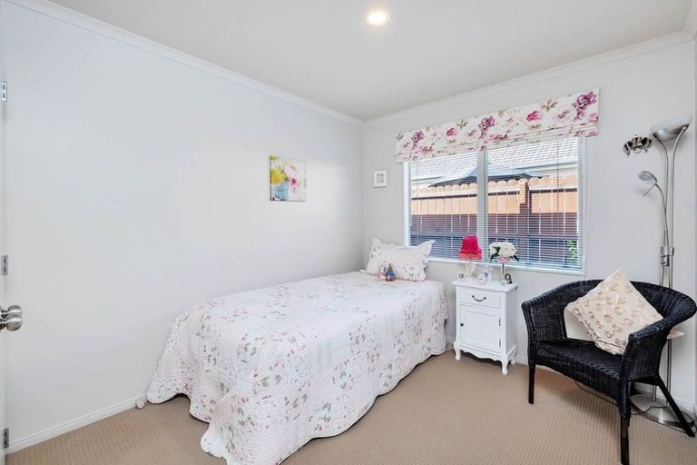 Photo of property in 69 Espalier Drive, Henderson, Auckland, 0612