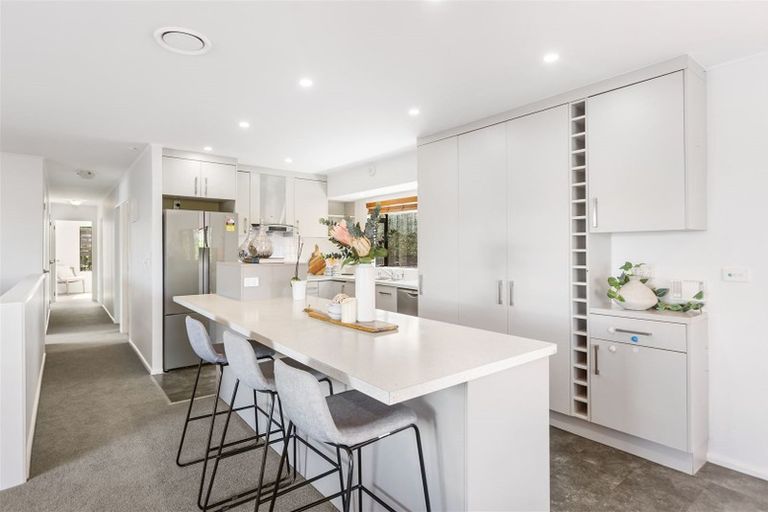 Photo of property in 7 Kaanapali Place, Wattle Downs, Auckland, 2103