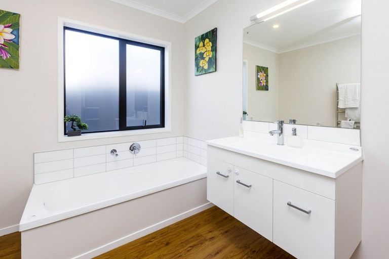 Photo of property in 12 Pattullo Crescent, Wallaceville, Upper Hutt, 5018